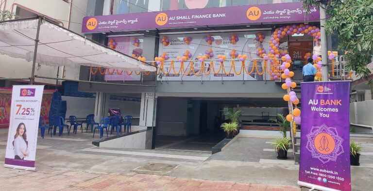 AU Vizag branch launch2