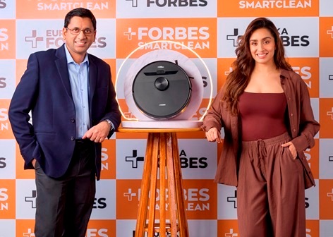 Shraddha Kapoor with Mr. Anurag Kumar, Chief Growth Officer, Eureka Forbes Ltd.