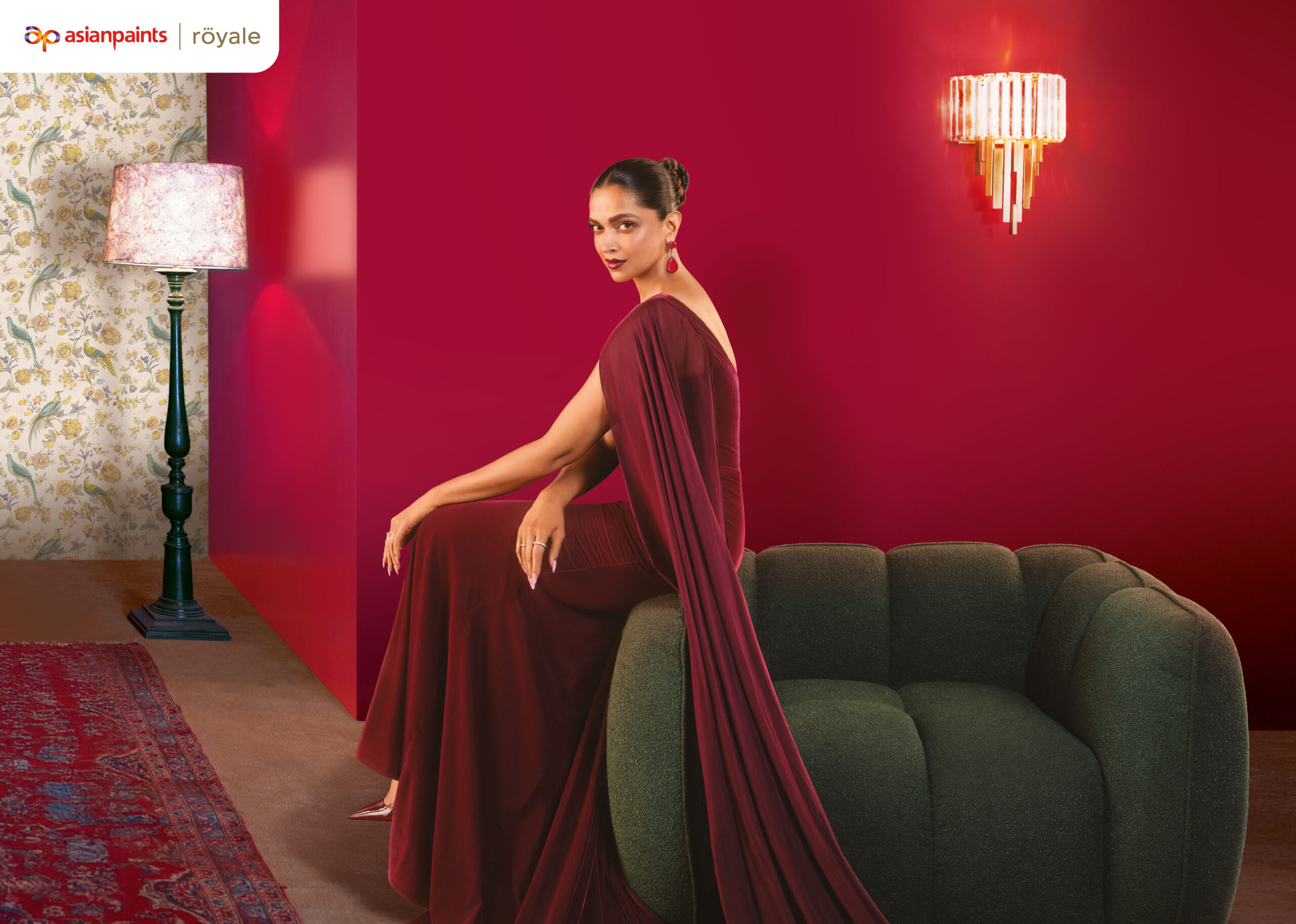 Asian Paints Royale Glitz with brand ambassador, Deepika Padukone