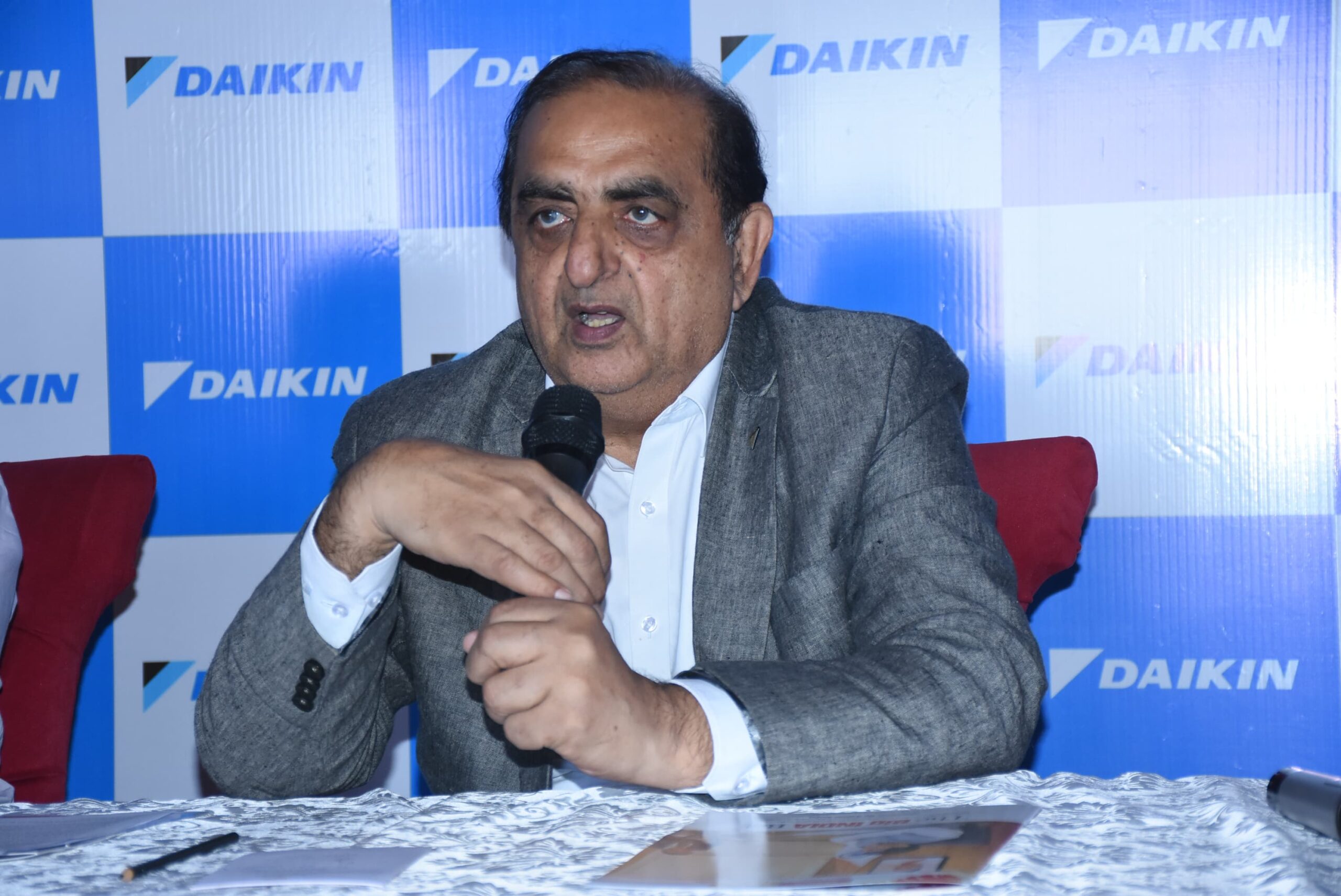 Mr. Kanwaljeet Jawa, Chairman & MD, Daikin India
