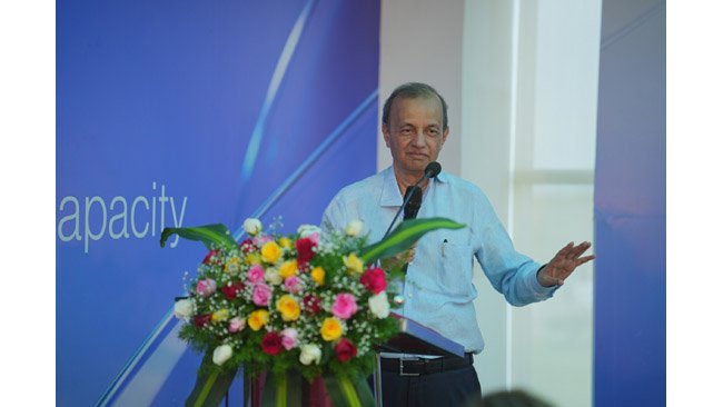 Mr. Mahendra Nahata, MD, HFCL