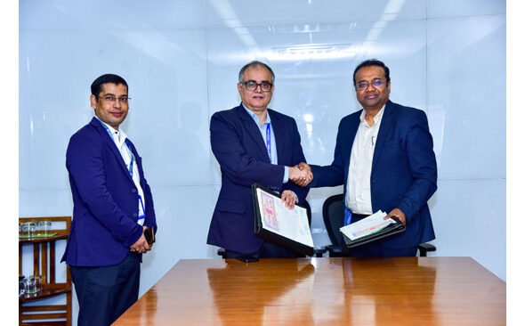 Mr. Rajesh Kaul, Vice President & Mr. Shashikant Kumar