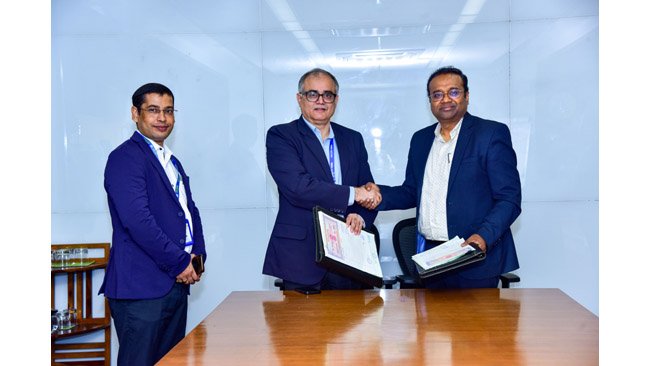 Mr. Rajesh Kaul, Vice President & Mr. Shashikant Kumar